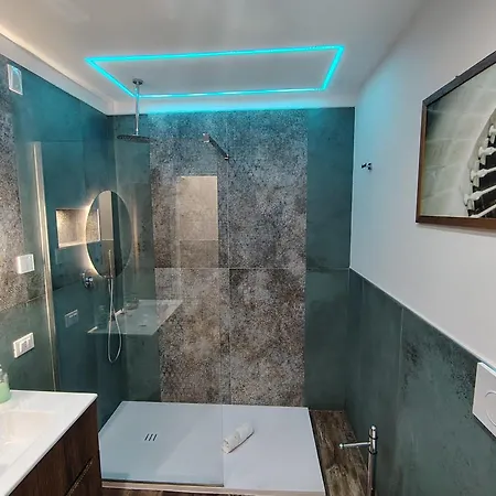Luxury House Stazione - Centro Storico * 팔레르모
